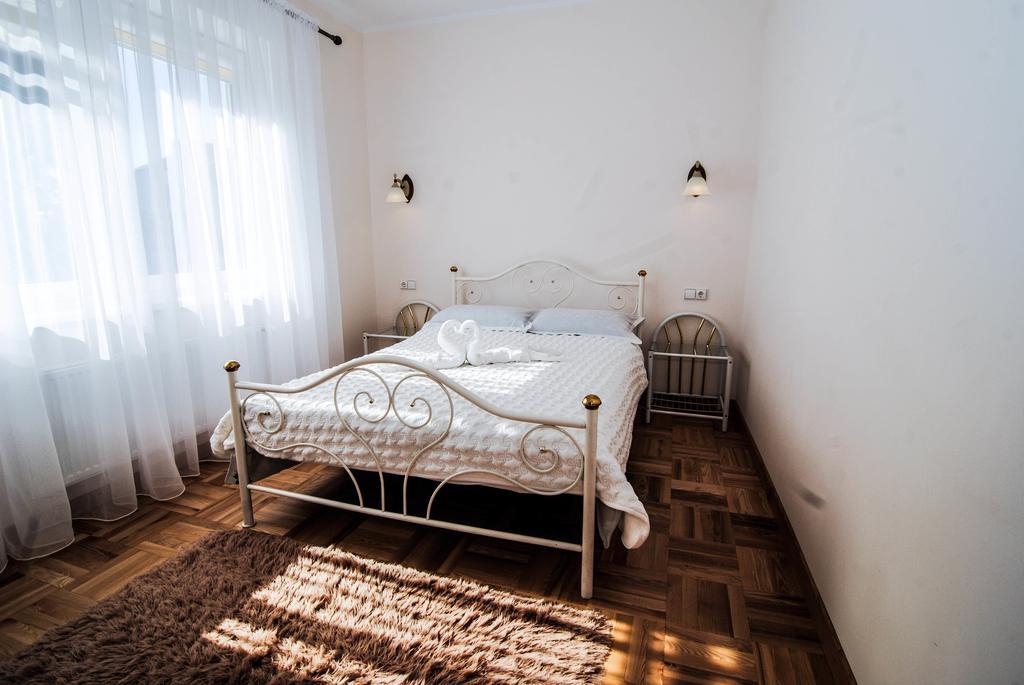 Hotel Elena à Palanga Chambre photo