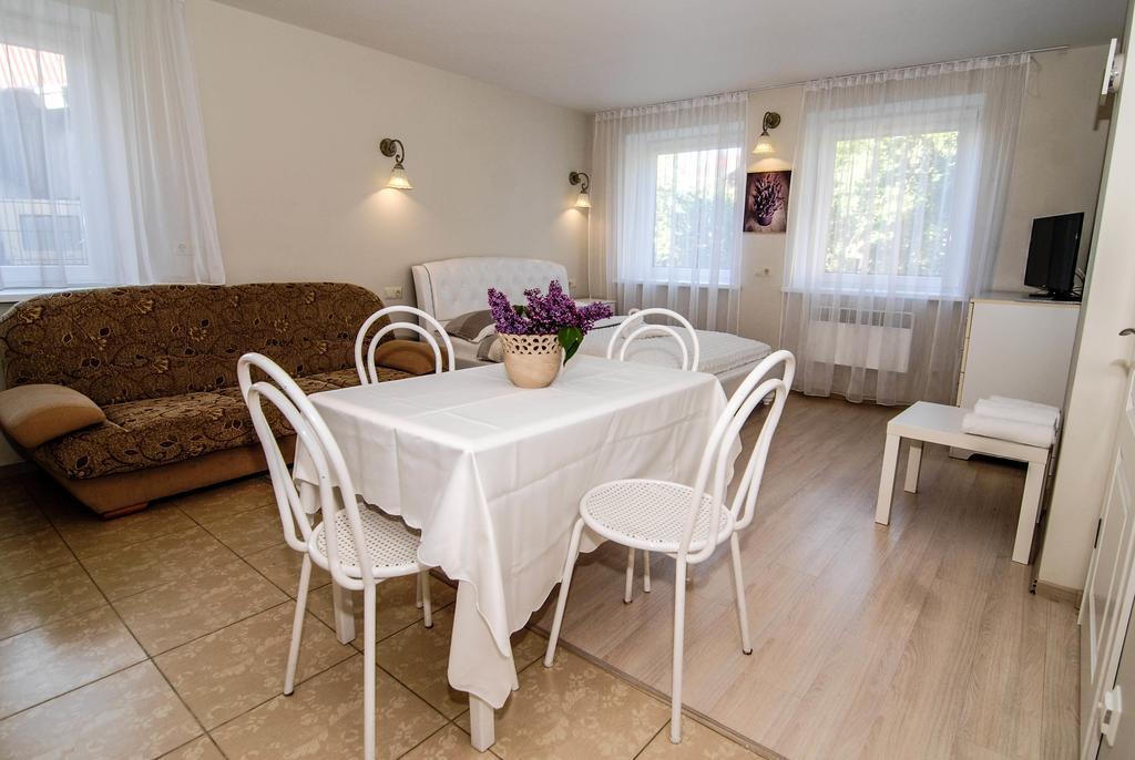 Hotel Elena à Palanga Chambre photo